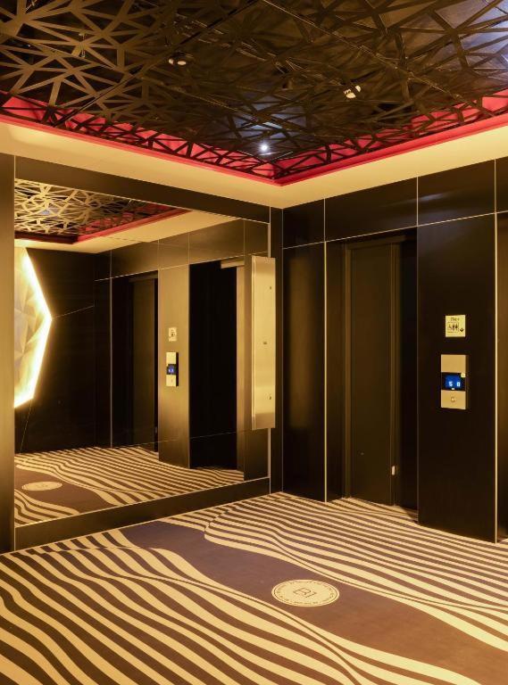 キエフCube Houseアパートメント エクステリア 写真